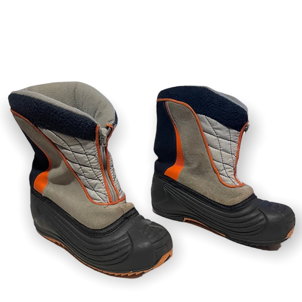 Bass Snow Boots/ Cold Weather Kids- Big Boys size 3